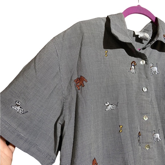!!SOLD!!Vintage Embroidered Dog Button Up Shirt Womens 2X - Picture 6 of 9